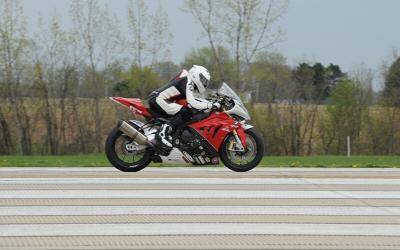 Land Speed Record Hold Valerie Thompson Heads to Ohio to Join 200 MPH Club