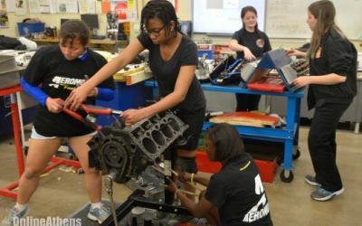 All-Female Hot Rodders of Tomorrow Team Trains for Nationals