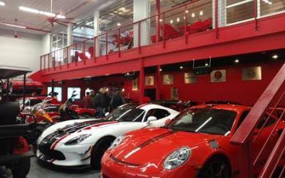 Car Chix Talks Car Auctions with D&M Corvette at Iron Gate Motor Condos