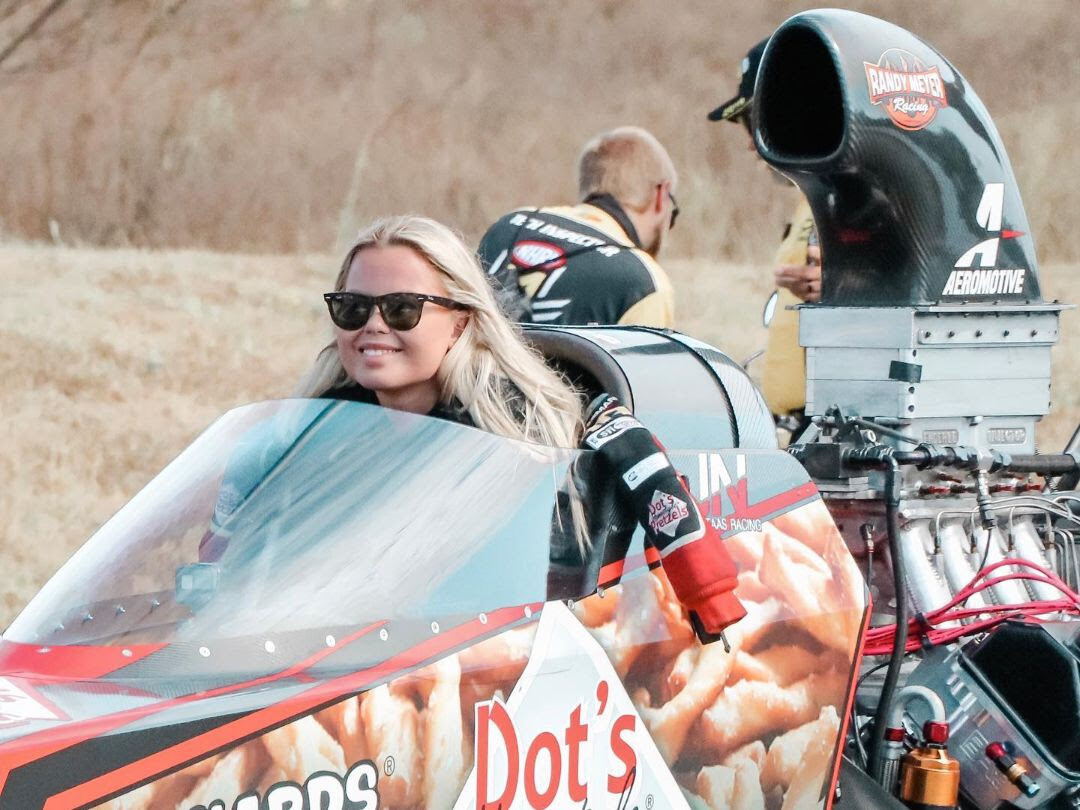 julie nataas-carchix-carchicks-racing-motorsports-automotive-nhra-dragracing