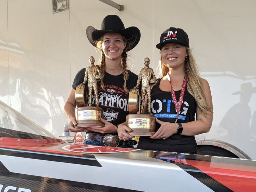 megan meyer-julie nataas-randy meyer racing-megan meyer racing-racing-motorsports-automotive-drag racing-nhra-carchix-carchicks