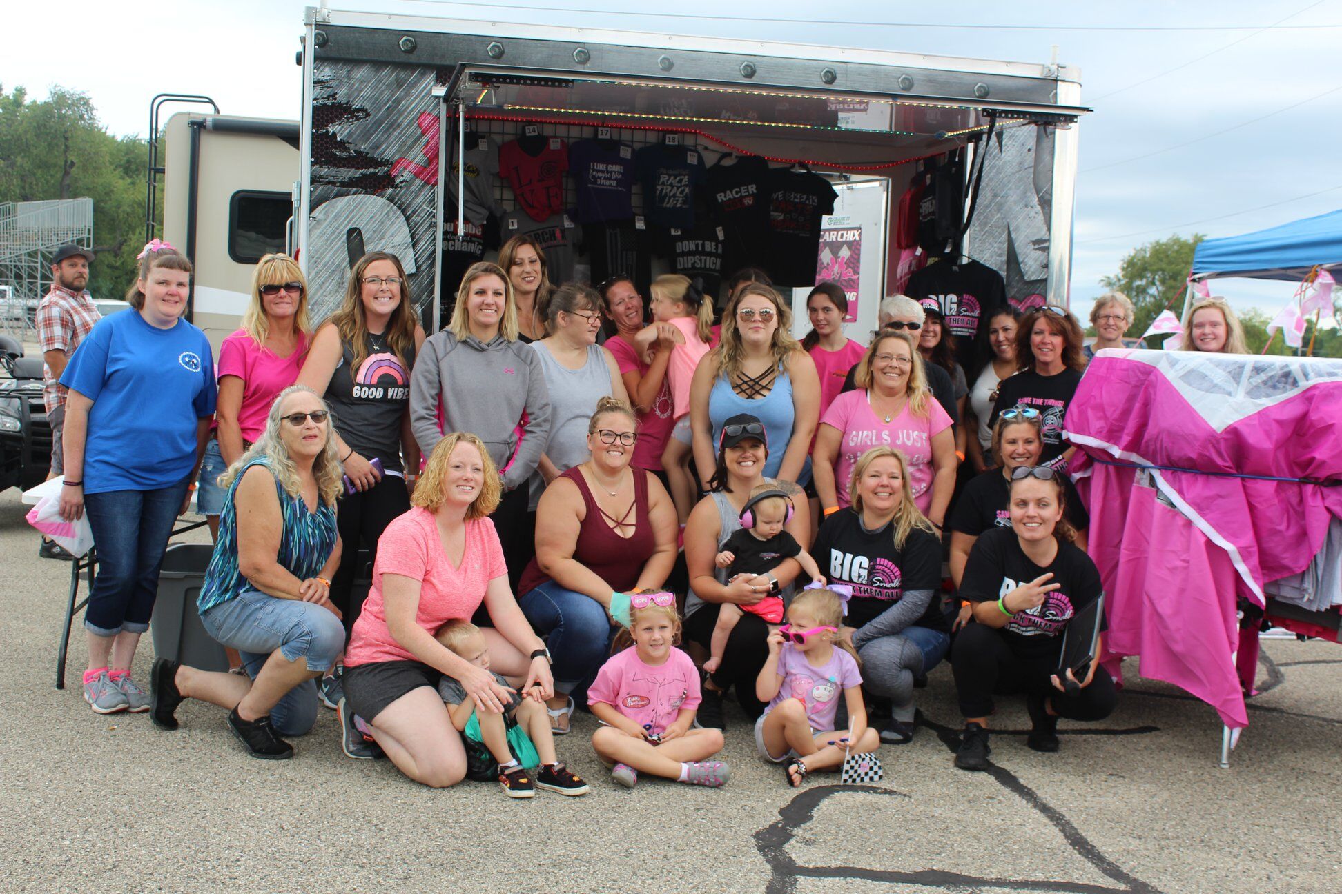 2019 car chix ladies only drag race and breast cancer fundraiser