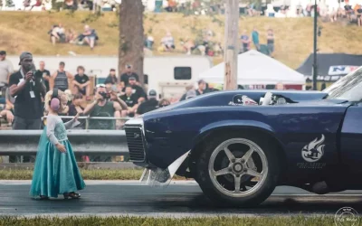 The Story Behind The Photo: War In The Woods’ Little “Elsa”