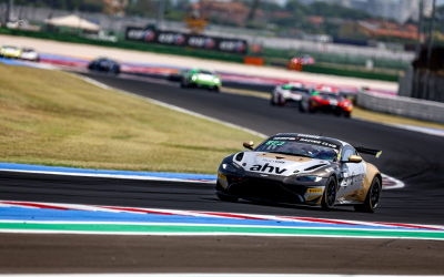 GT4 Europe: Jessica Bäckman battles extreme Misano heat to gain positions in Race 2
