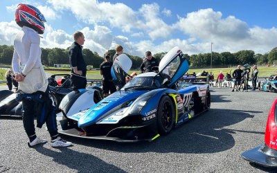 Jessica Hawkins claims victory in Zeo Prototype Series